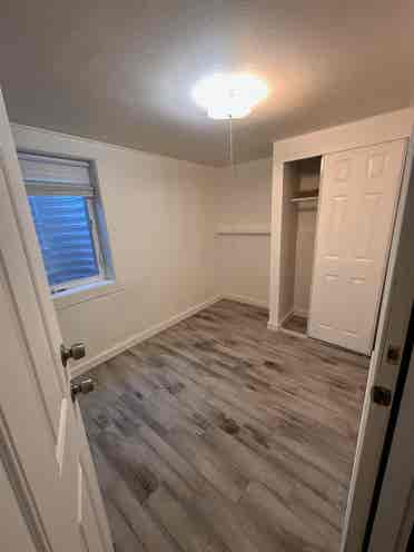 Fully furnished room in Lakewood