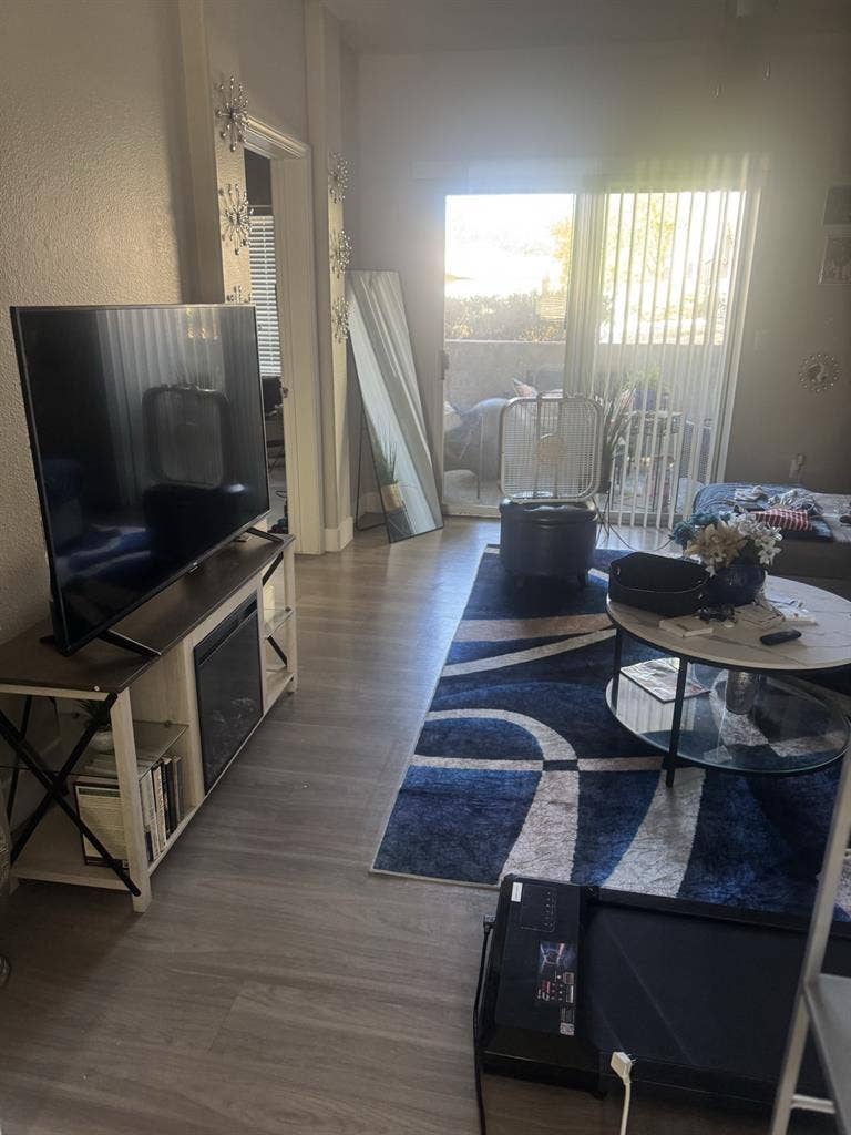 1 bedroom private bathroom