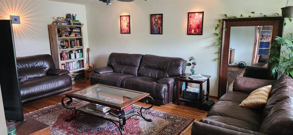 Looking for Roommate in NE Portland