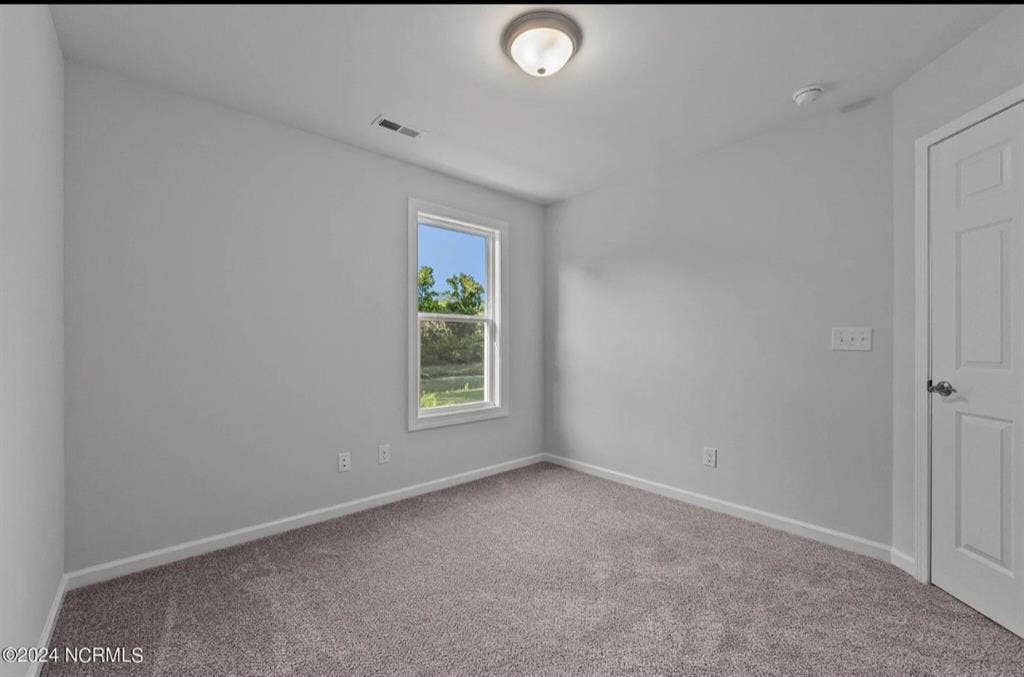 Furnished room in brand new home
