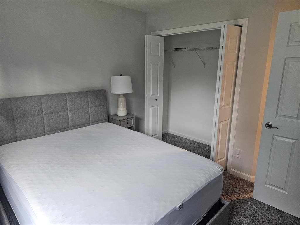Furnished room in brand new home