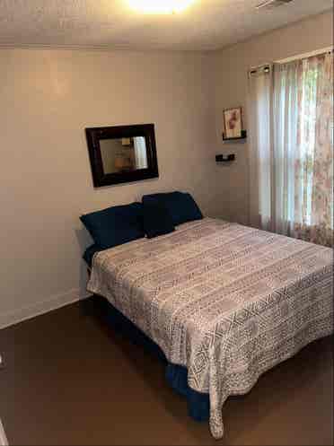 Furnished Rooms