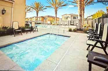 Room available w/ Bathroom !