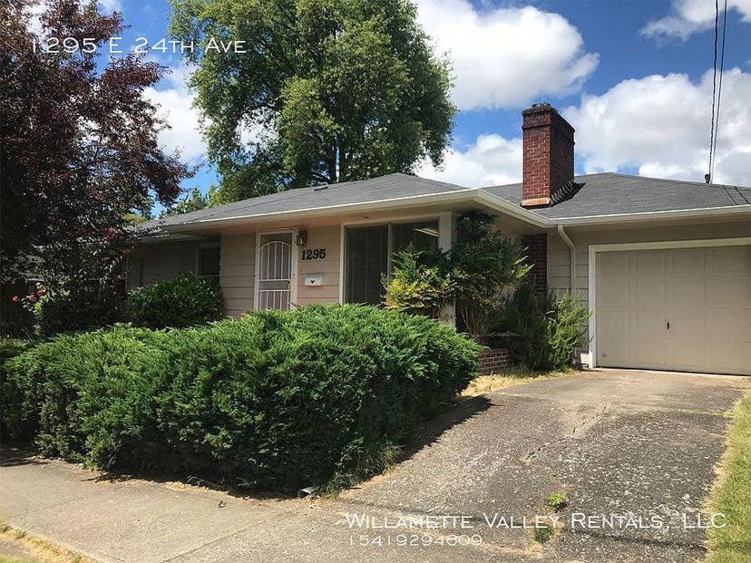3 bedroom house minute from UO