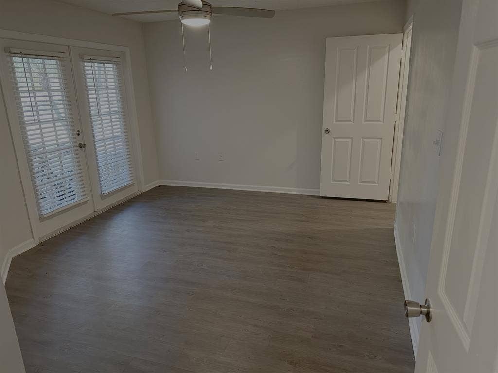 First Floor Apt. ten minutes to USF