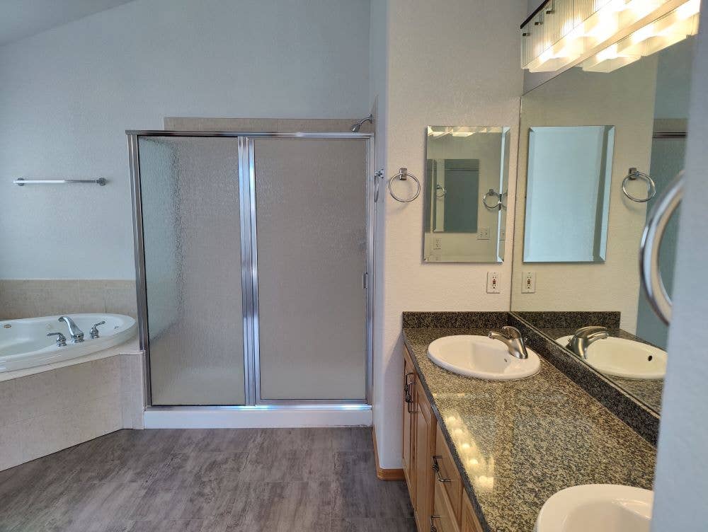 Room and Master in spacious home