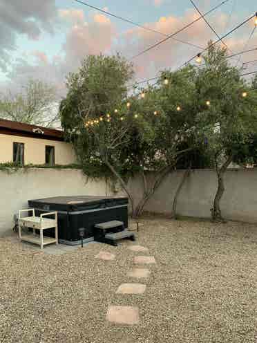Room in BA Near UA – $/mo