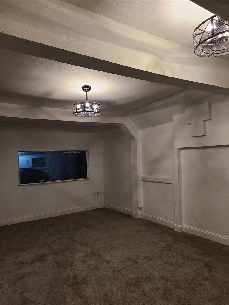 Large bonus room
