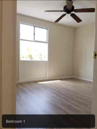 Share house have 2 rooms available
