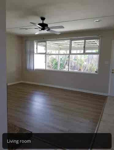 Share house have 2 rooms available