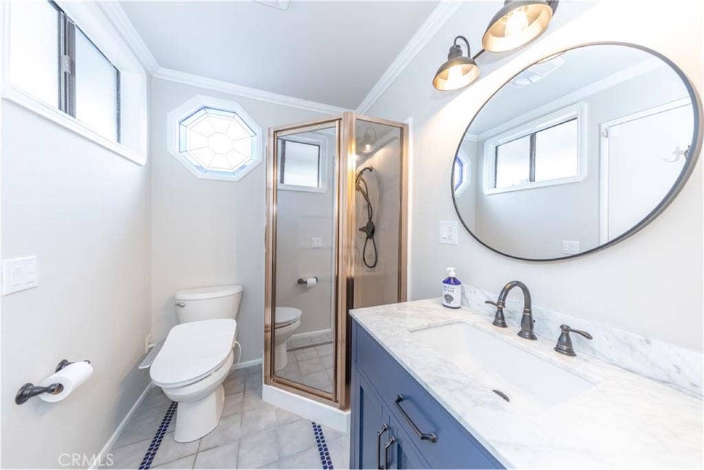 Looking for Roommates!