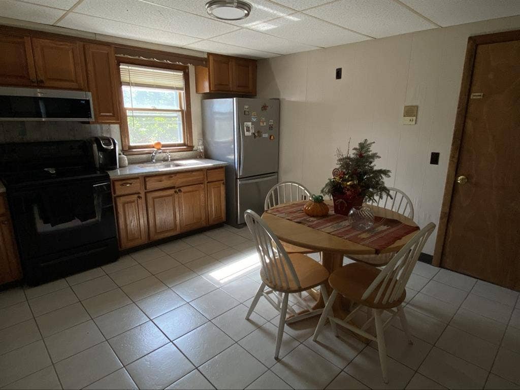Room for rent in North Providence
