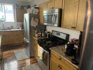 Large room available in great area