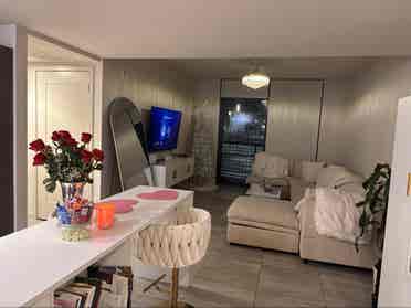 Beautiful 2 bedroom fully furnished