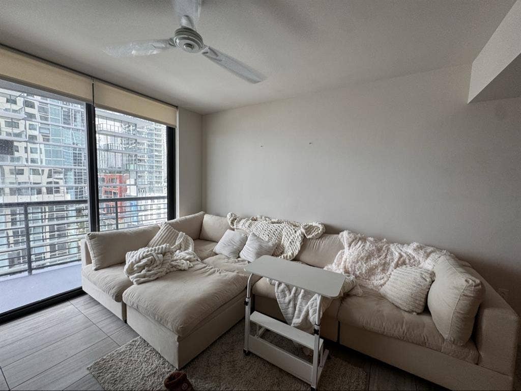 Beautiful 2 bedroom fully furnished