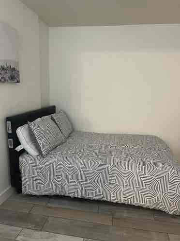 Renting room 
 for woman roommate.