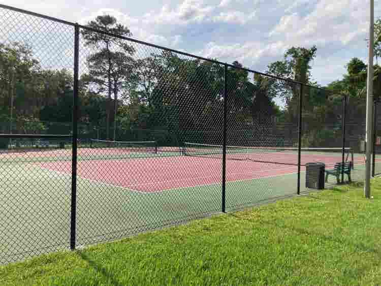 ROOM FOR RENT IN FERN PARK