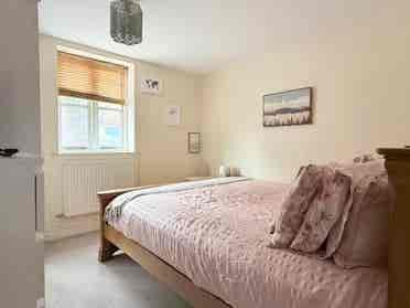 One Bedroom Flat with a living room