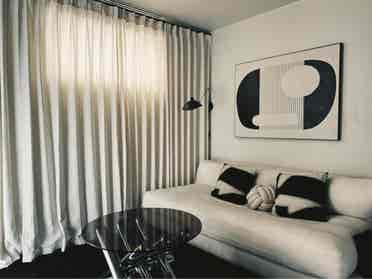 Furnished King Bed Luxury Penthouse