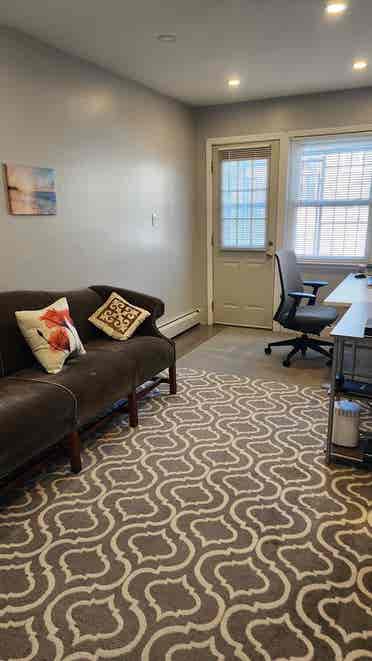 1 room in Bayside for a female
