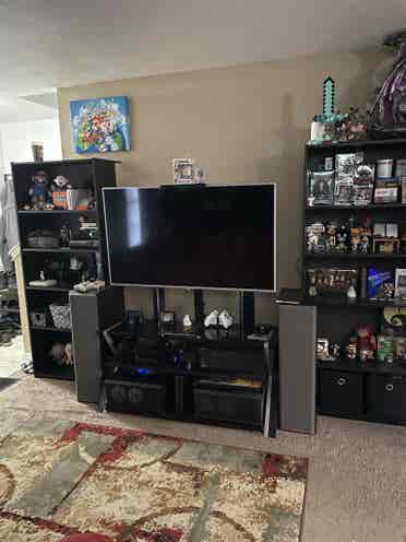 Far West Side Room $/month