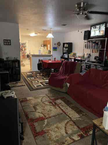 Far West Side Room $/month