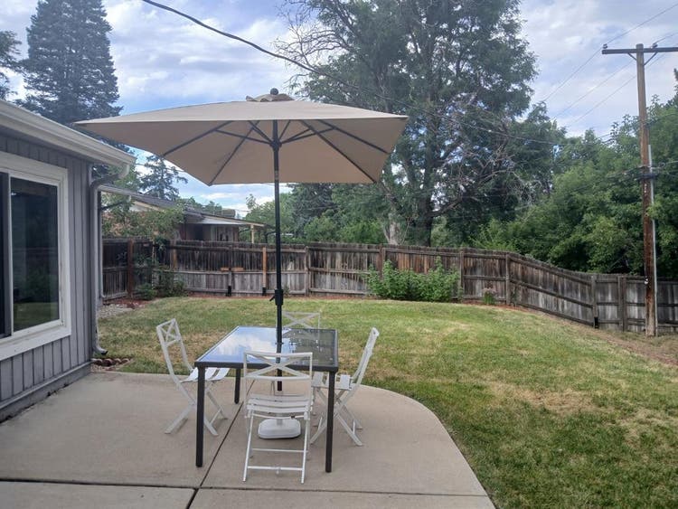 1 BD - In Applewood Home