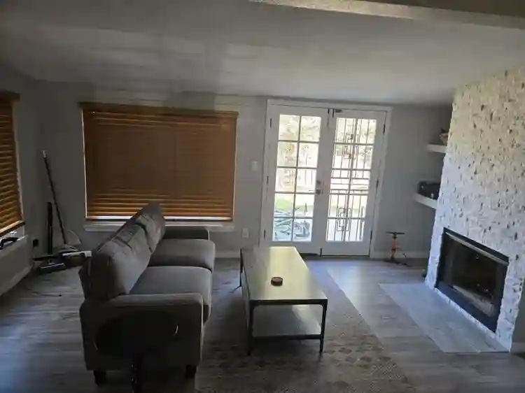 1 BD - In Applewood Home