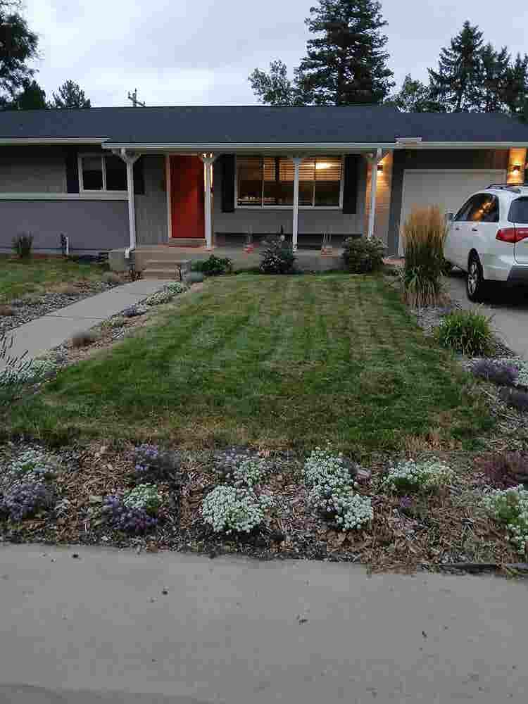 1 BD - In Applewood Home