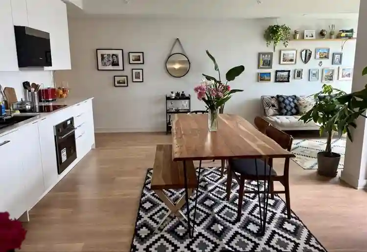 Share new condo at Vaughan MTP area