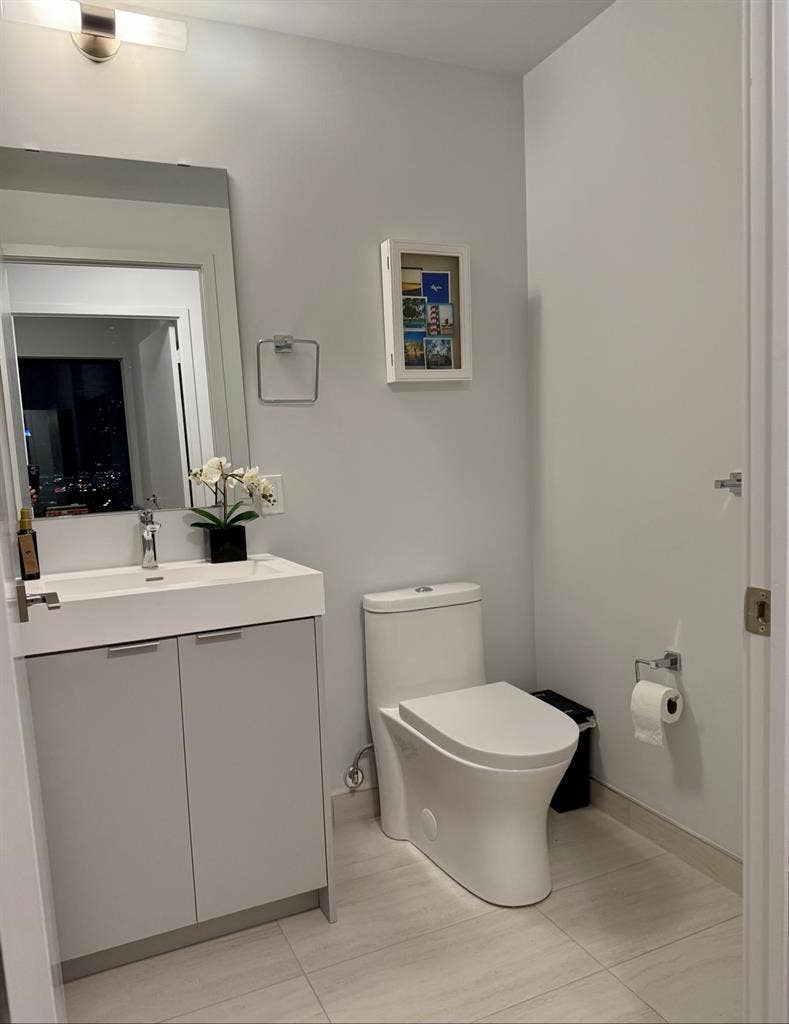 Share new condo at Vaughan MTP area