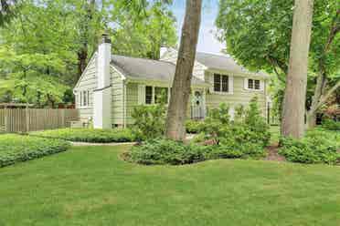 House for rent available from