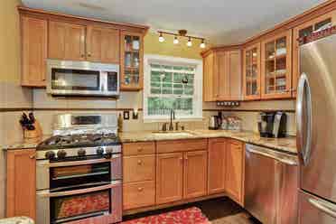 House for rent available from