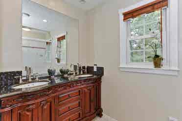 House for rent available from