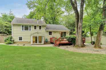 House for rent available from