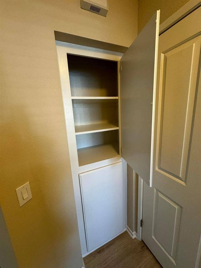 2 bed/ bath Apartment share Irvine
