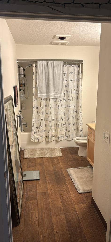 Room for rent on Bend’s NE side