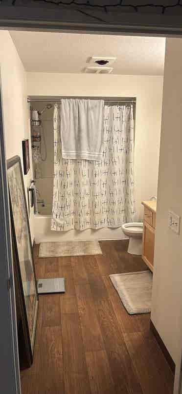 Room for rent on Bend’s NE side