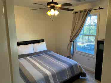 Room for rent in Luxury Community.