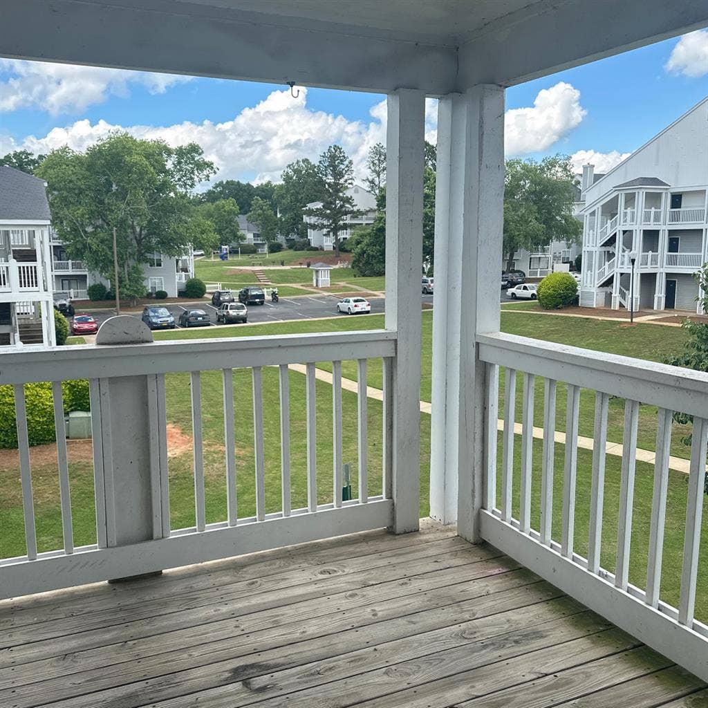 Seeking Roommate in Lake Wylie area