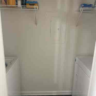 Seeking Roommate in Lake Wylie area