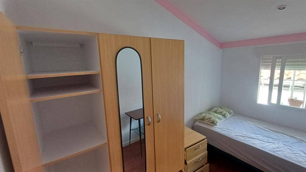 Alquilo habitación