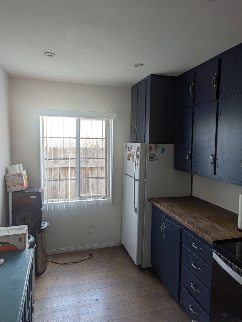 Large room for rent North PB