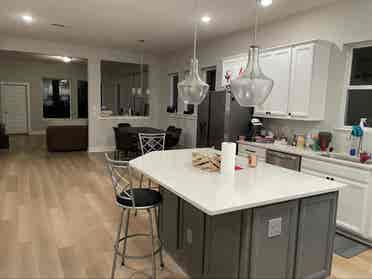 Room for Rent in Bridgeland