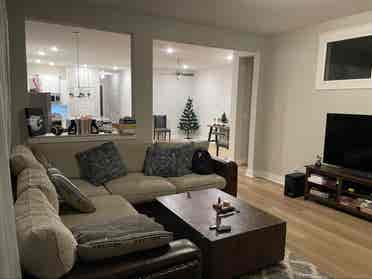 Room for Rent in Bridgeland