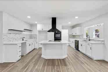 Rooms available in a shared housing