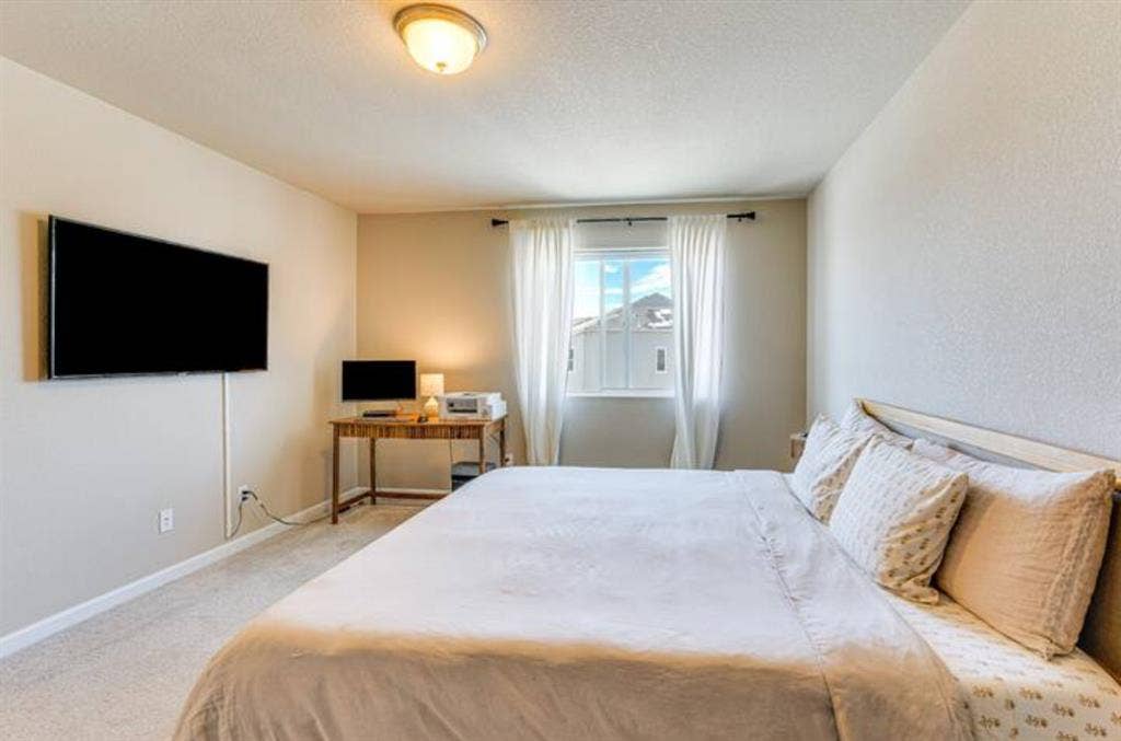 Perfect for 2 Roommates $ each