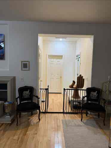 Need roomate to share house.