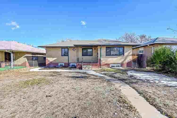 Private Room in 3BR Park Hill Home