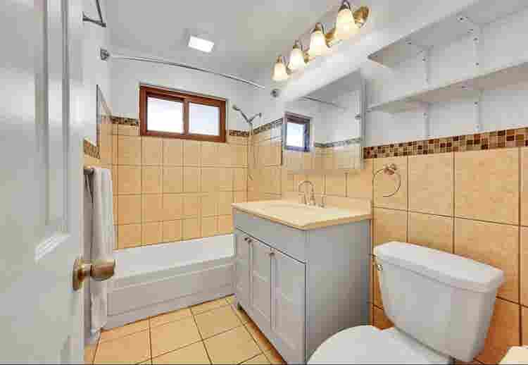 Private Room in 3BR Park Hill Home